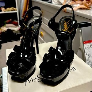 YSL Tribute 105 mm sandal in patent black